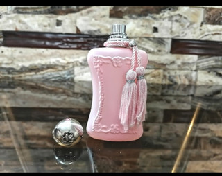 عطر ادکلن زنانه مارلی دلینا هاردباکس 75 میل، نسخه ی مَستر کوالیتی اصلی بشرط استعلام بارکد / Marly DELINA HARDBOX